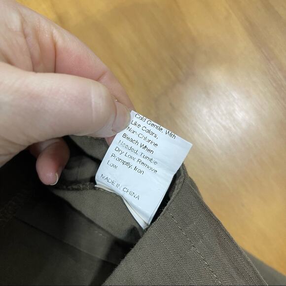 SHEIN, Skort, Olive Green, Size Large. Excellent condition! - Picture 5 of 8